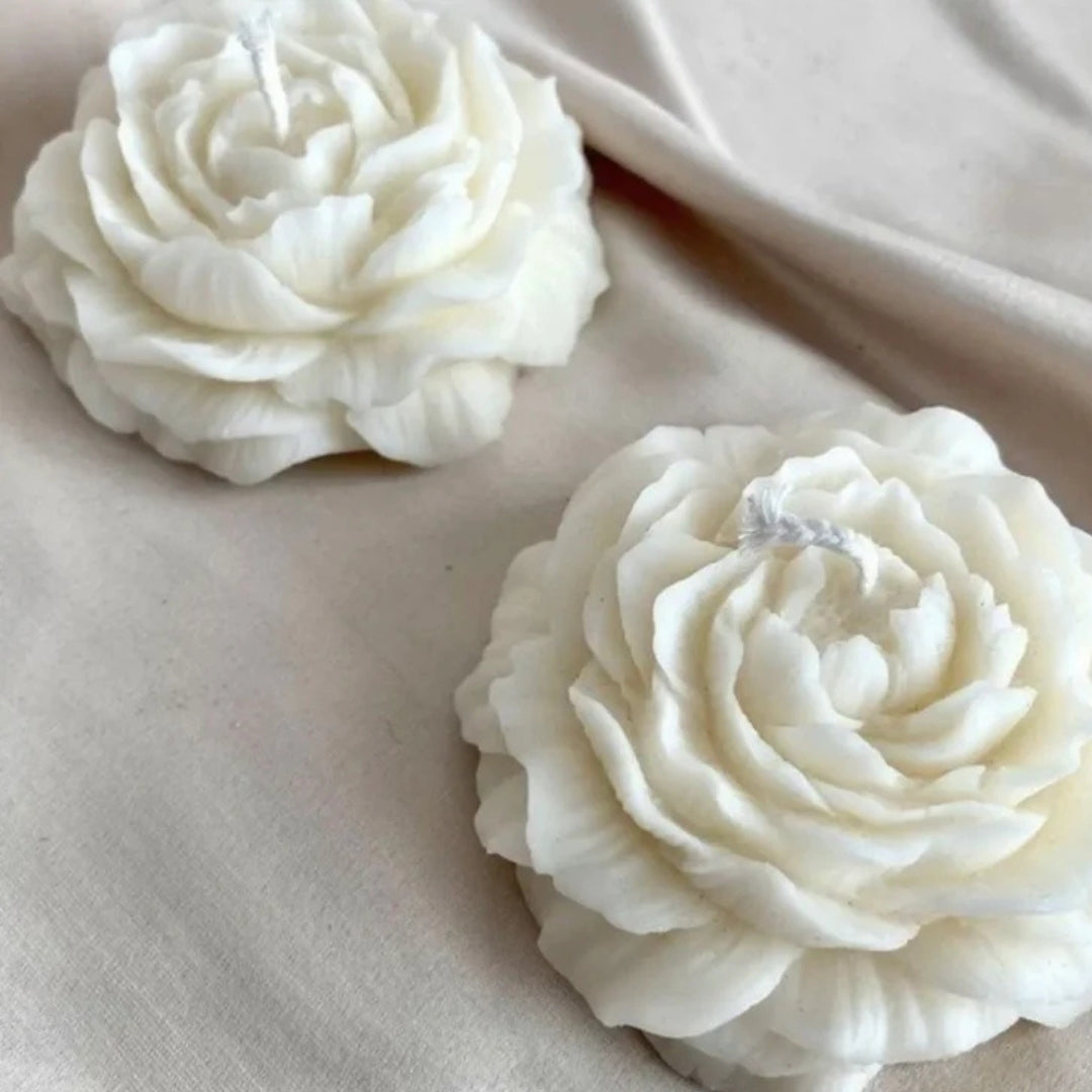 Set of 2 White Enchanting Peony Candles